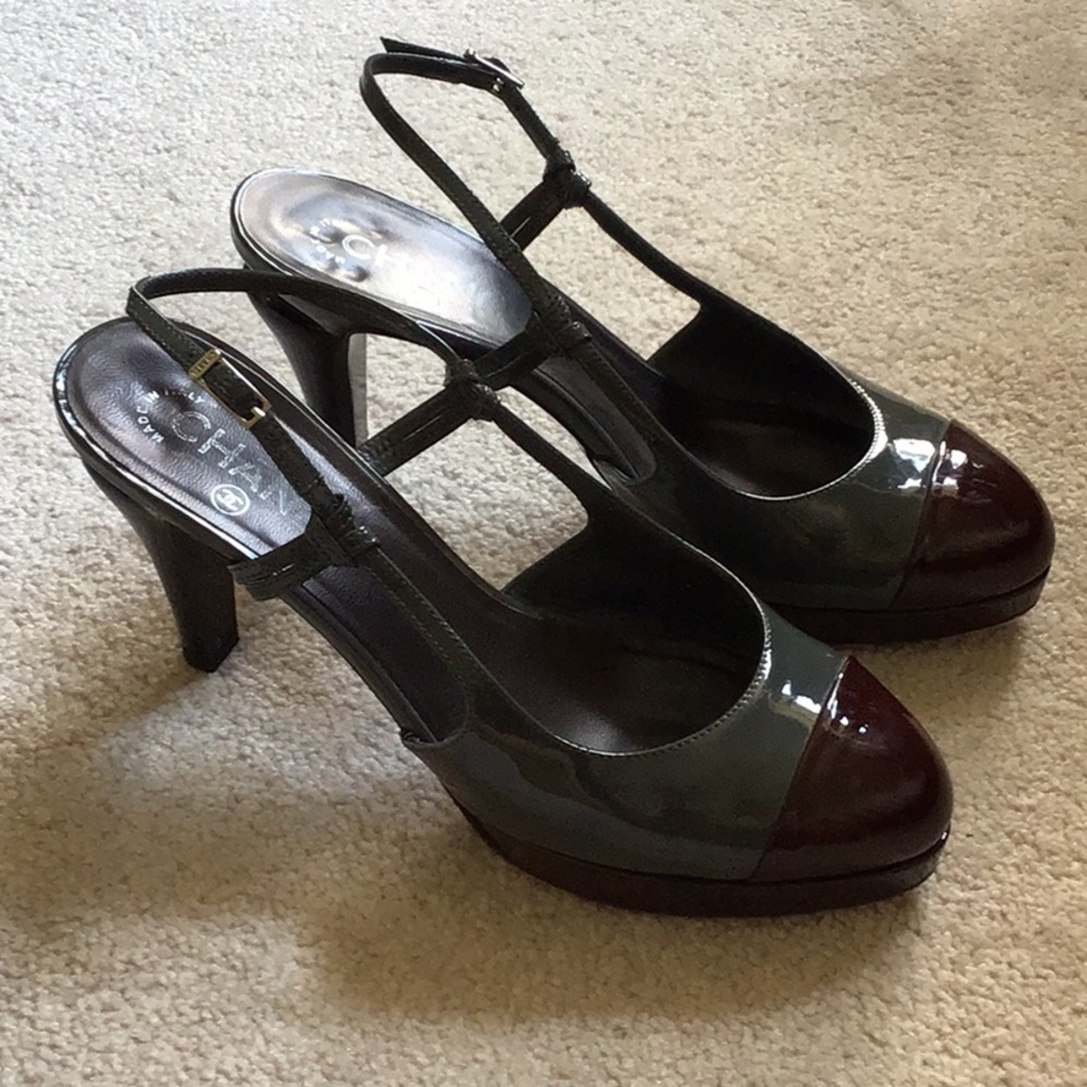 CHANEL: Slingback Patent Leather Pumps (Authentic)
